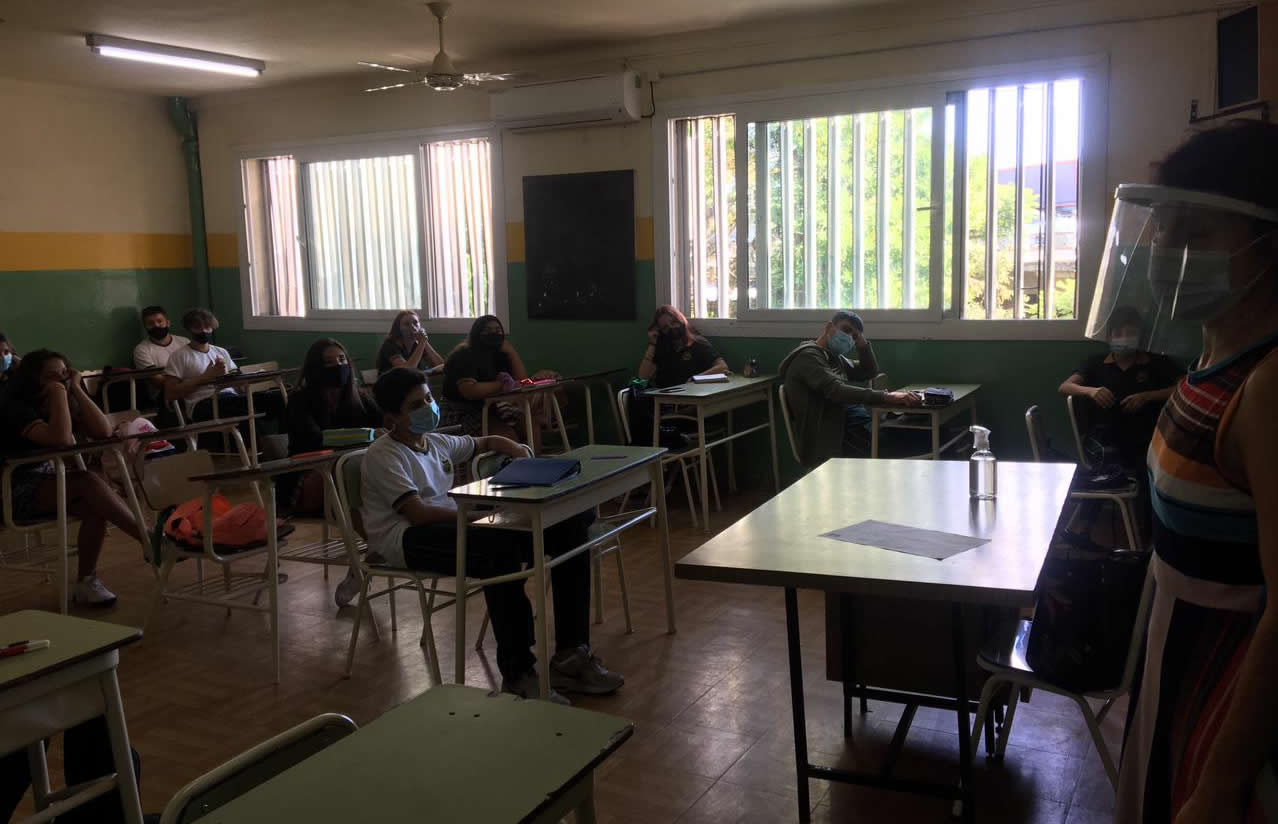 escuela modelo sarmiento 2021_Burbujas en secundaria