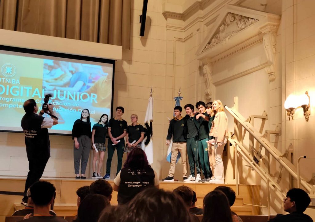 EMS 2025 - Escuela Modelo Sarmiento - Nivel Secundario - Distinguidos por la UTN
