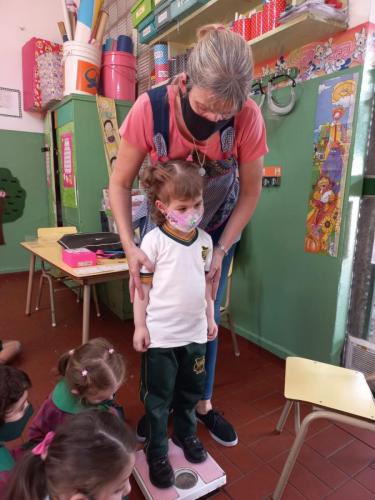 EMS 2021 Escuela Modelo Sarmiento Nivel Inicial Jugando al doctor 2