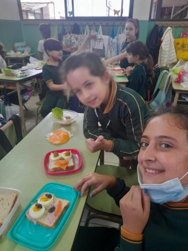 EMS 2022 Escuela Modelo Sarmiento Nivel Primario Gastronomia en Ingles 1