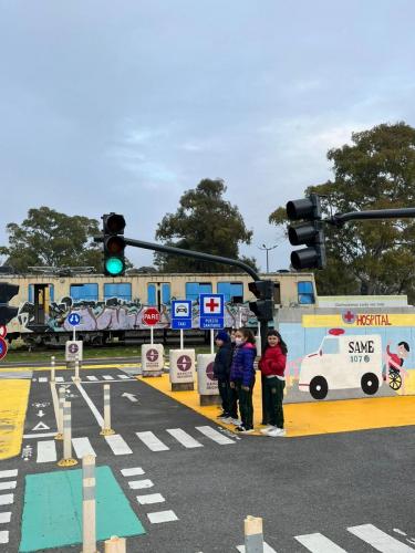 EMS 2022 Escuela Modelo Sarmiento Nivel Primario Seguridad en la Via Publica 2