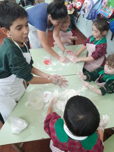 EMS 2023 Escuela Modelo Sarmiento Nivel Inicial Pequeños panaderos 4