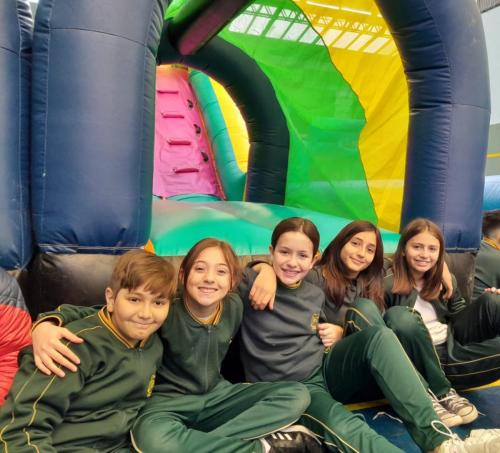 EMS 2023 Escuela Modelo Sarmiento Nivel Primario Un día magico 10