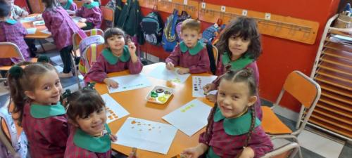 EMS 2024 Escuela Modelo Sarmiento Nivel Inicial Manos a la tempera 3