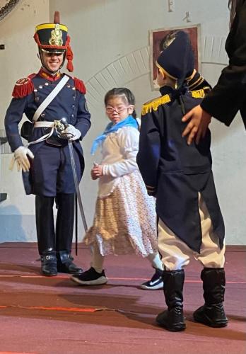 EMS 2024 Escuela Modelo Sarmiento Nivel Primario Tributo a San Martin 6