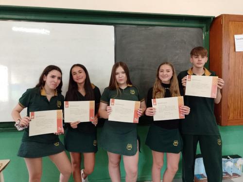 EMS 2024 Escuela Modelo Sarmiento Nivel Secundario Corazones solidarios 3